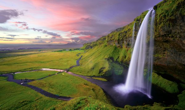 cheap flights to iceland